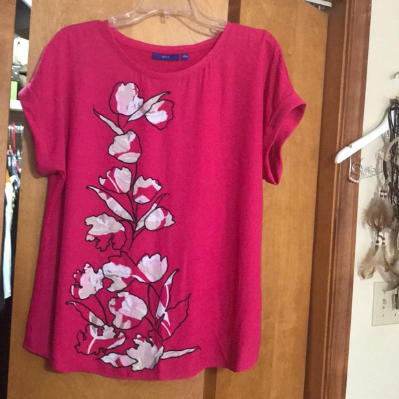 Crepe Top - Picture 1 of 1